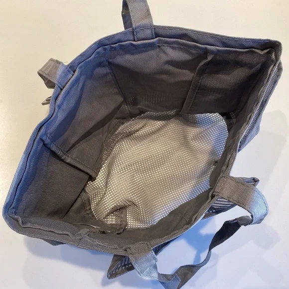 Portable Mesh Shower Dorm Caddy Tote Hanging Toiletry Bath Organizer with Clip - Picture 5 of 9